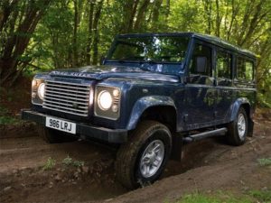 land-rover-defender-2011-02_670